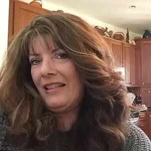 Meet your Posher, Suzanne